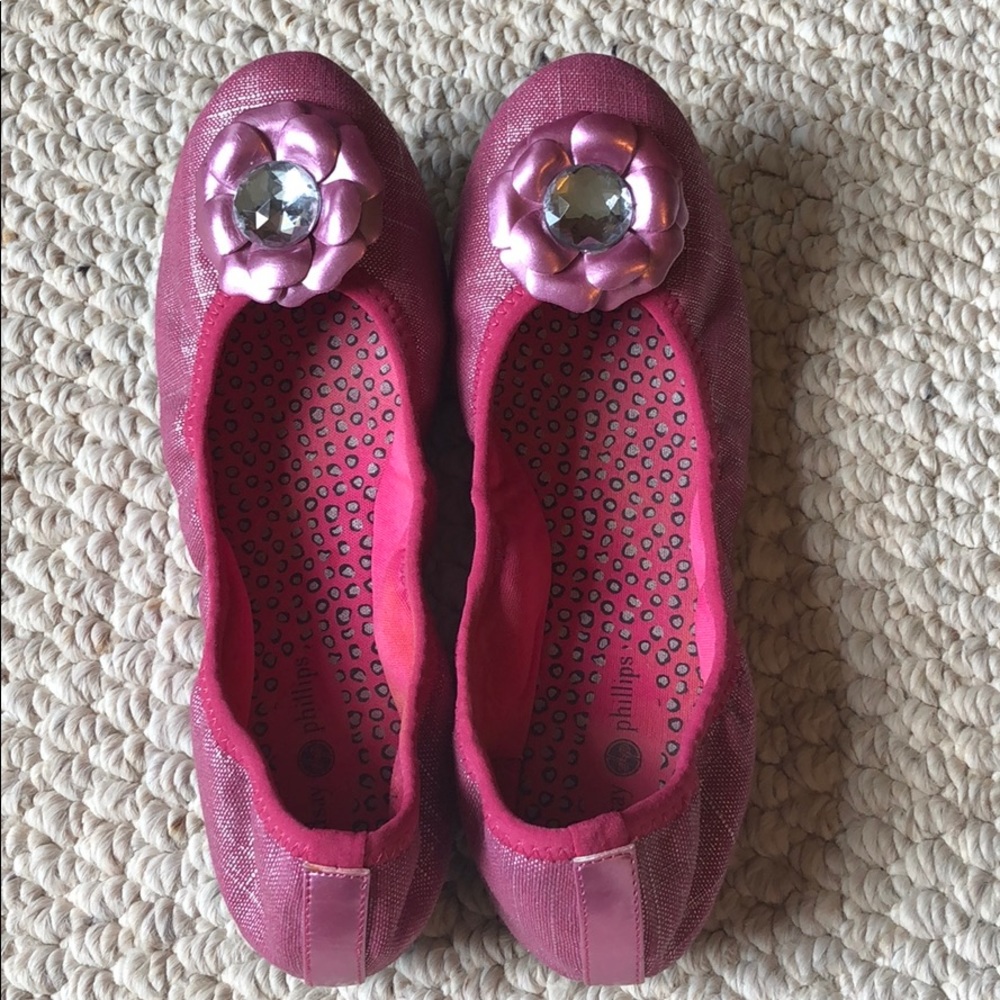 Lindsay Phillips Pink ballet flat shoes. GUC.